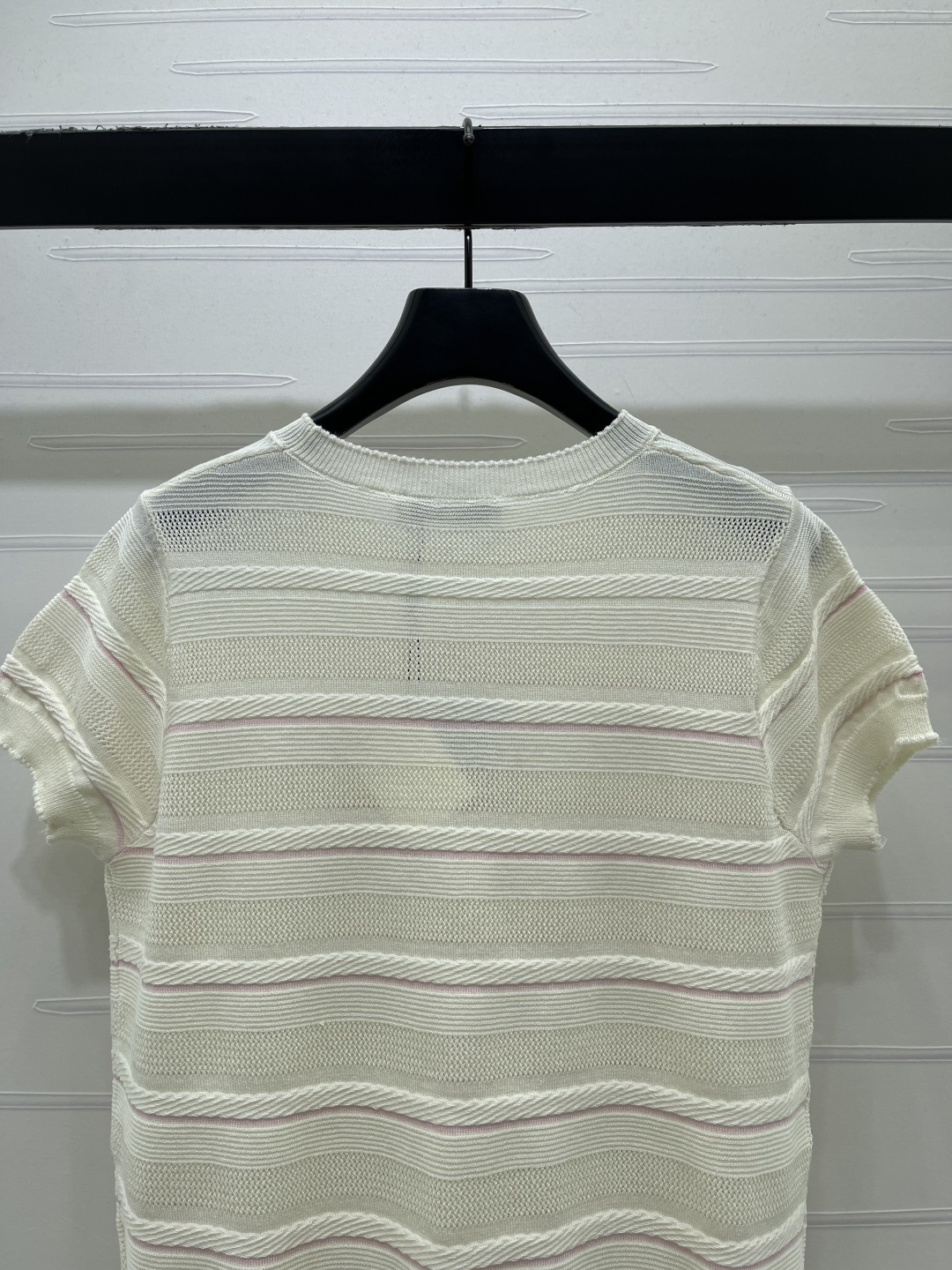 Women's short sleeves
